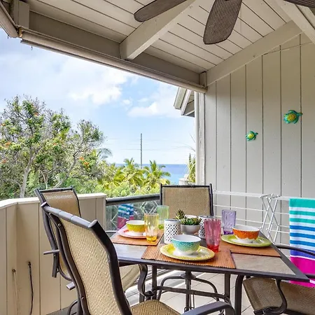Downtown Kailua-Kona Condo With Pool And Views